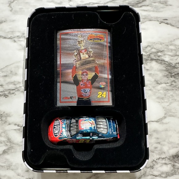 Other - NWOB 2001‎ Jeff Gordon #24 DuPont Winston Cup Championship